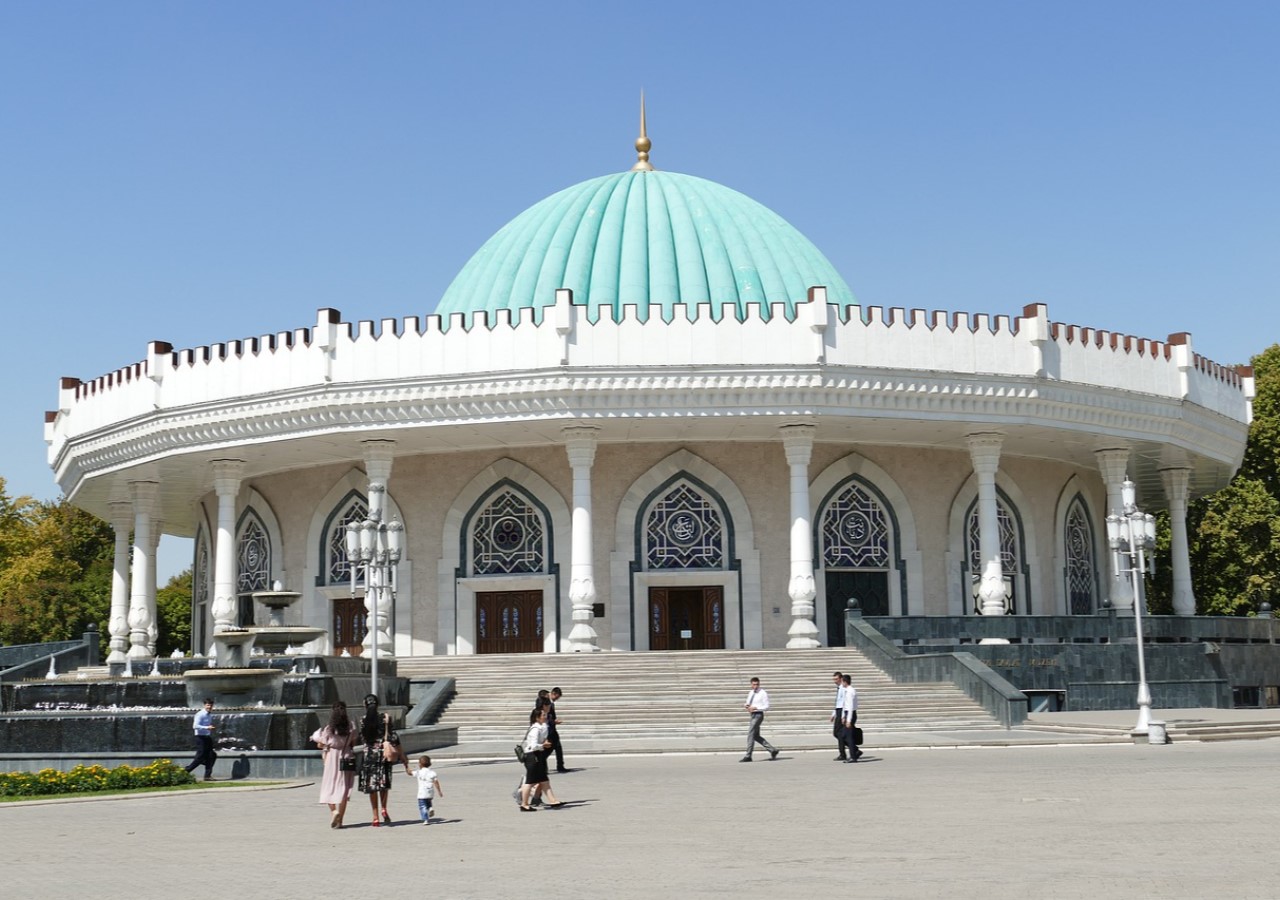Fly to Tashkent